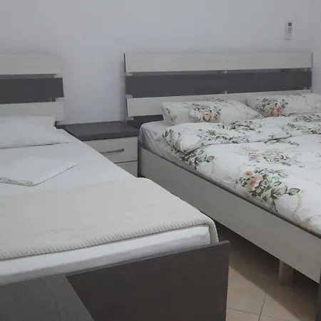 Apartamente-danaj Radhime דירה Vlorë