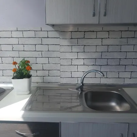 Apartamente-danaj Radhime 公寓 Vlorë