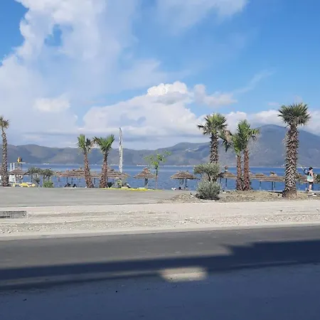 公寓 Apartamente-danaj Radhime Vlorë