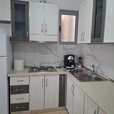 Apartamente-danaj Radhime *