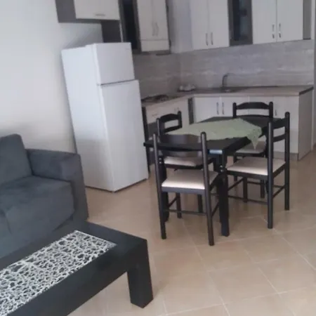 Apartamente-danaj Radhime