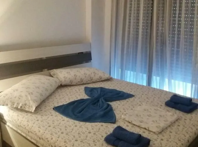 Apartamente-danaj Radhime * Vlorë